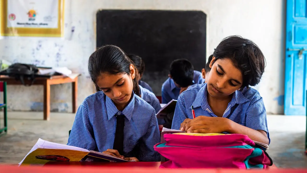 Artificial Intelligence for Math Learning in Schools